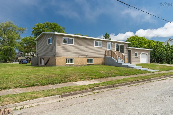 Property Photo: 2 Huntington Street NS B5A 2R9