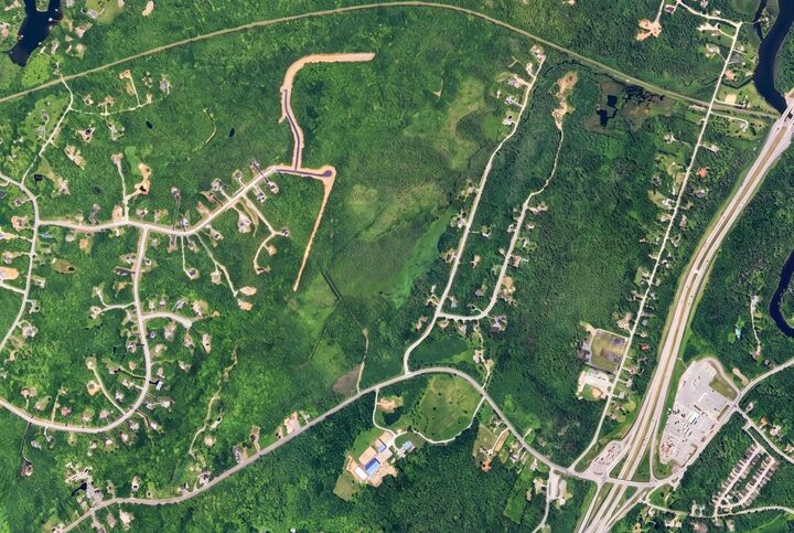 Lot Highway 2 — photo 1