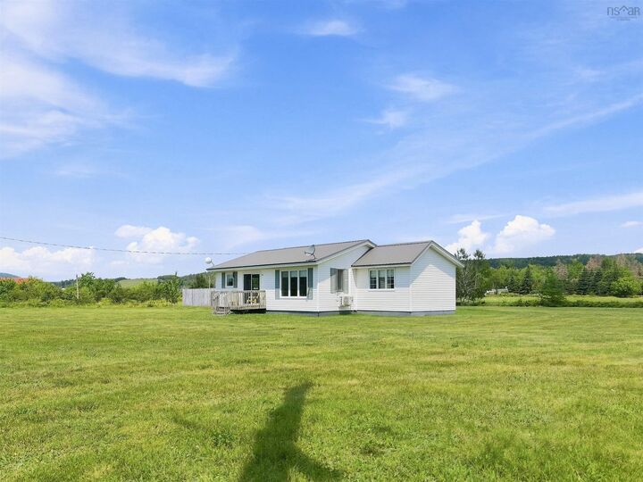 Property Photo: 74 Brickhills Lane NS B0M 1B0