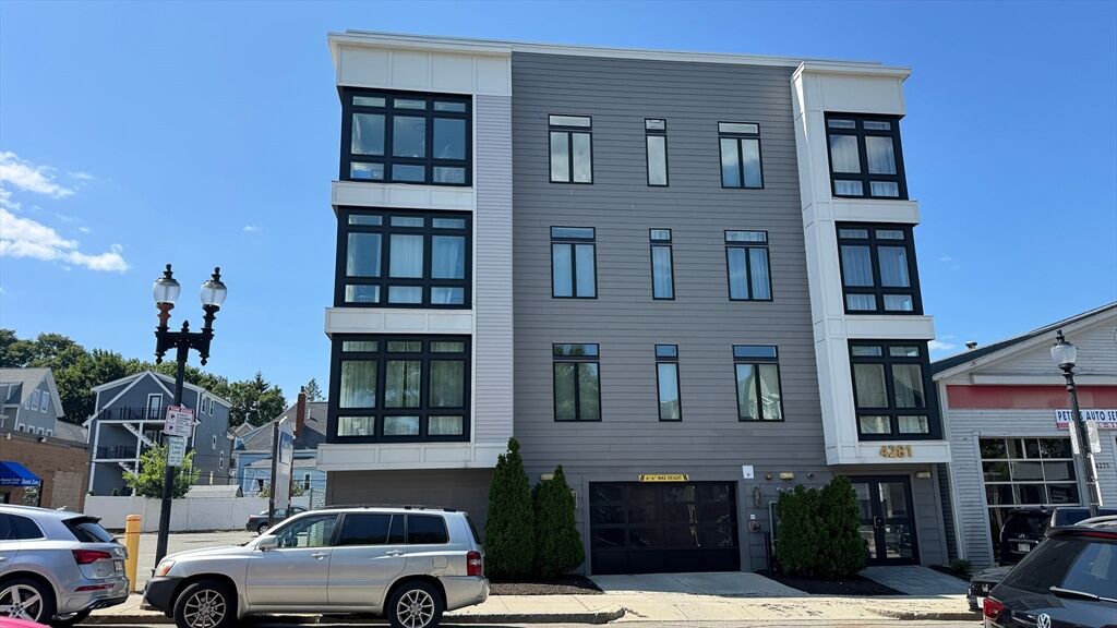 Property Photo:  4281 Washington St 4C  MA 02131 
