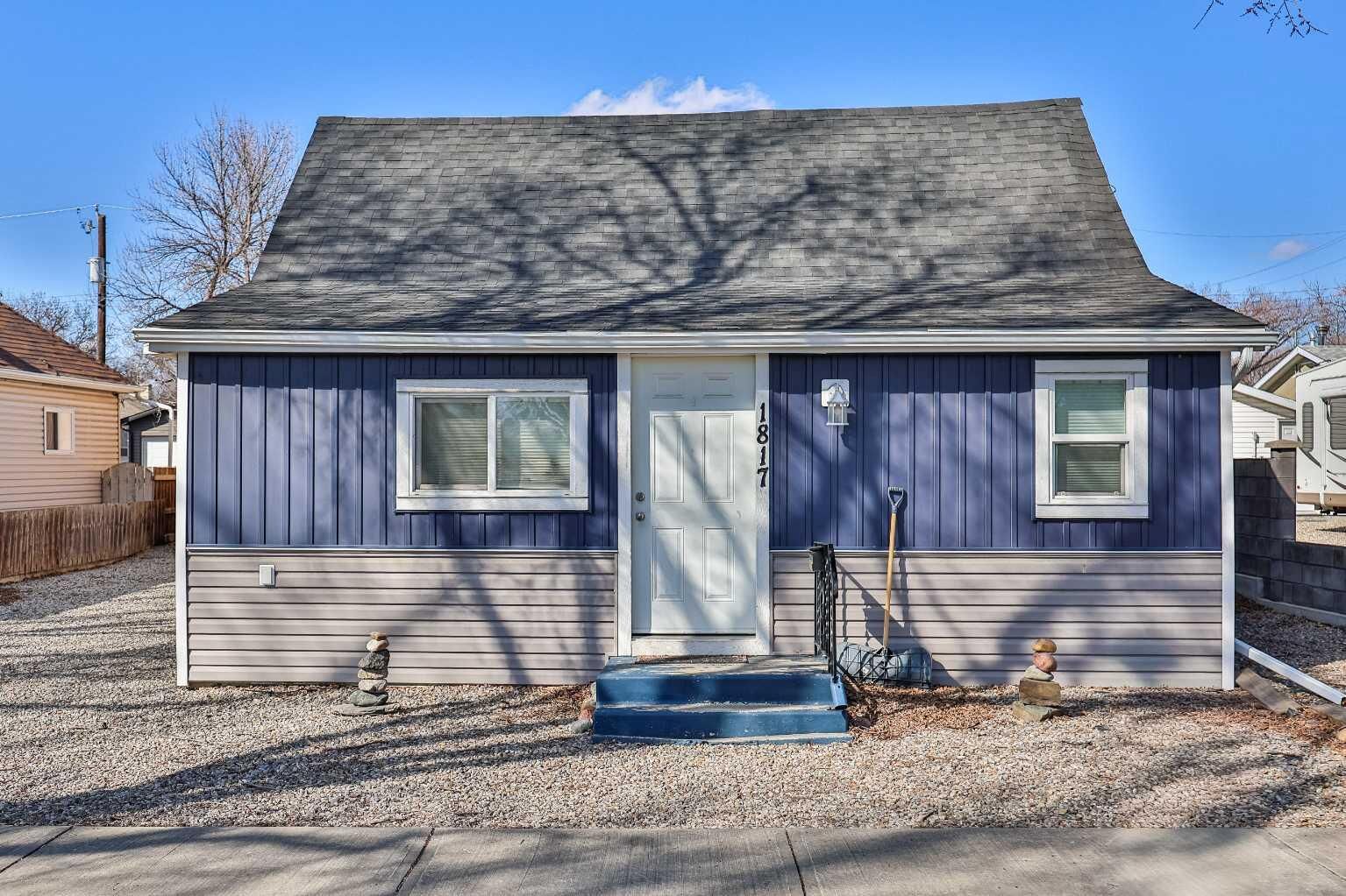 Property Photo:  1817 1A Avenue N  AB T1H 0A9 