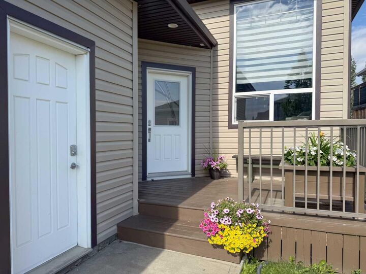 Property Photo: 11910 Copperwood Road AB T8X 0H5