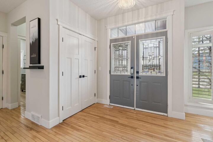 Property Photo: 1826 Baywater Street SW AB T4B 0A8