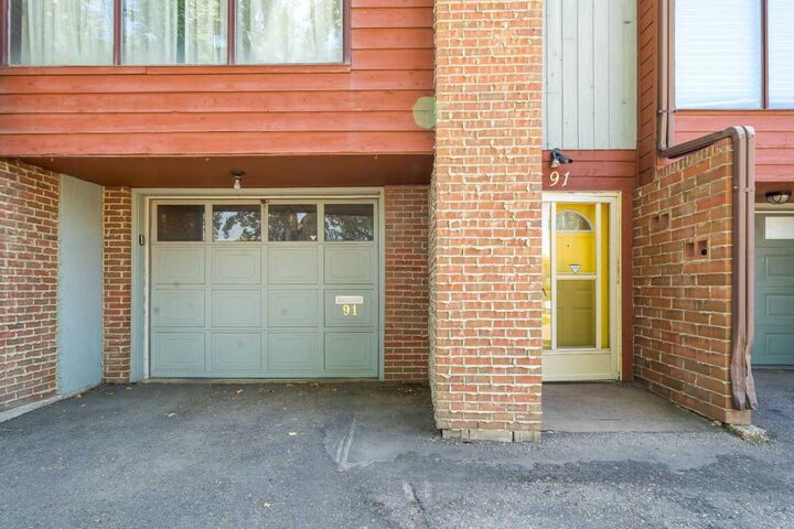 Property Photo: 91 3 Street SE AB T1A 0G3