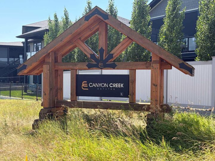 16 Canyon Creek Drive SW — photo 1