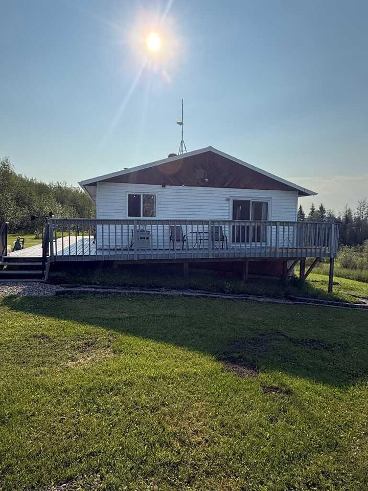 Property Photo: 47315 Hwy 22 AB T0C 0S0