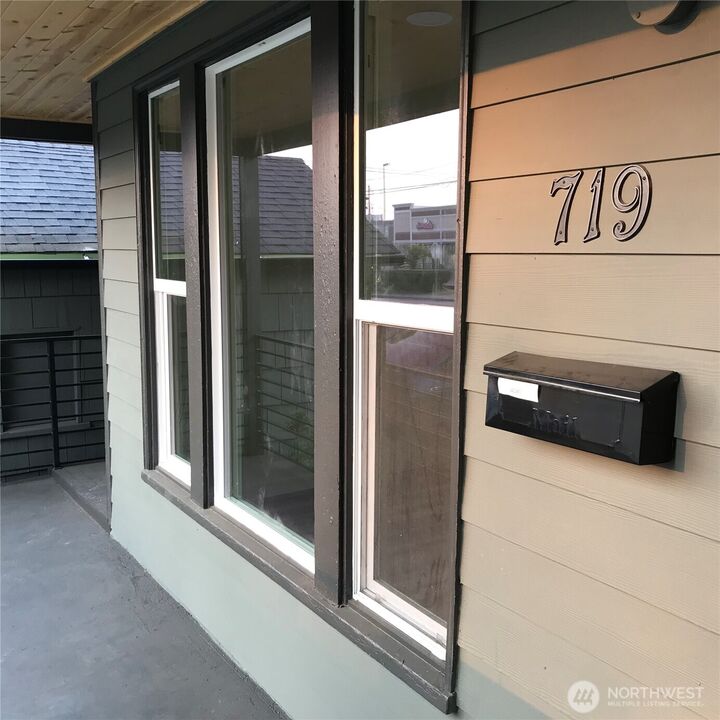 Property Photo: 719 S Spraque Ave WA 98405