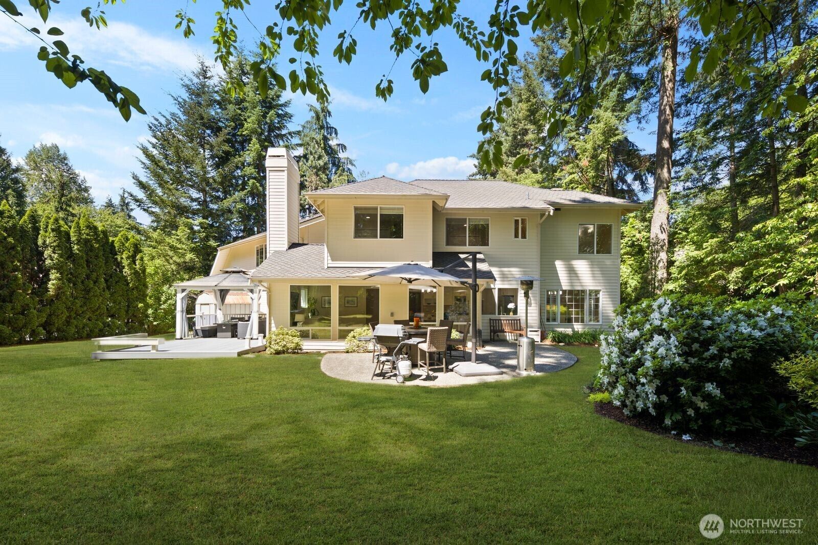 Property Photo: 7700 234th Place NE WA 98053