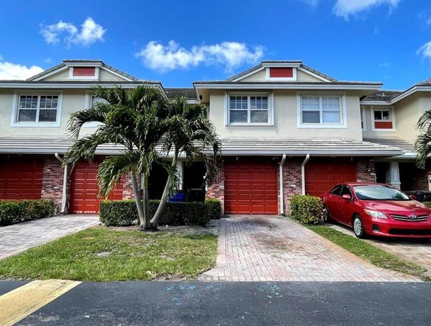 Property Photo:  3361 NW 29th Court  FL 33311 