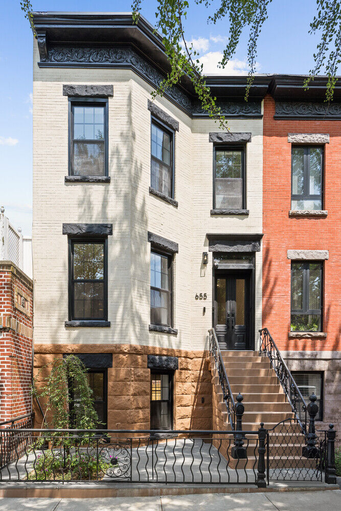 Property Photo:  655 Decatur Street  NY 11233 