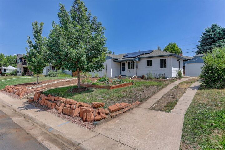 Property Photo:  2716 S Madison Street  CO 80210 