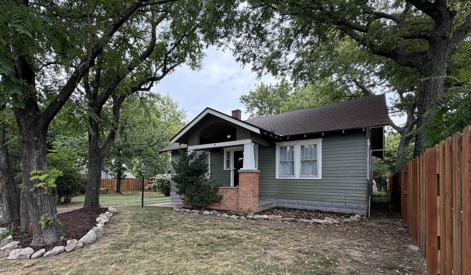 Property Photo: 3127 W Maple KS 67213