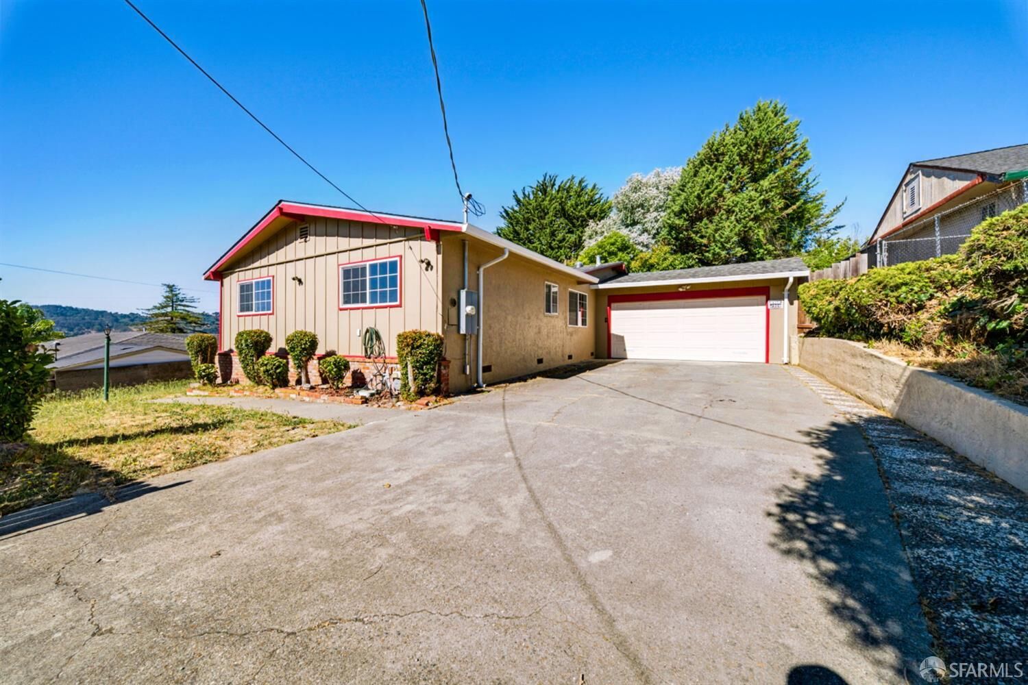 Property Photo: 9 Marvin Court CA 94803
