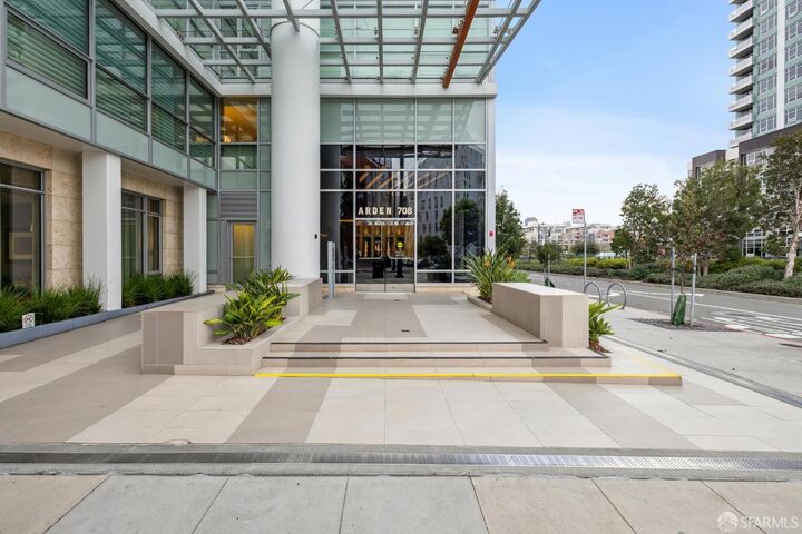 Property Photo:  708 Long Bridge Street 611  CA 94158 