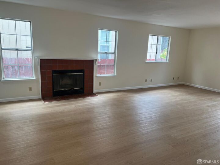 Property Photo:  911 3rd Street  CA 94572 