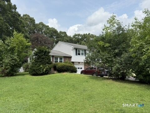 Property Photo:  302 Berlin Street  CT 06489 