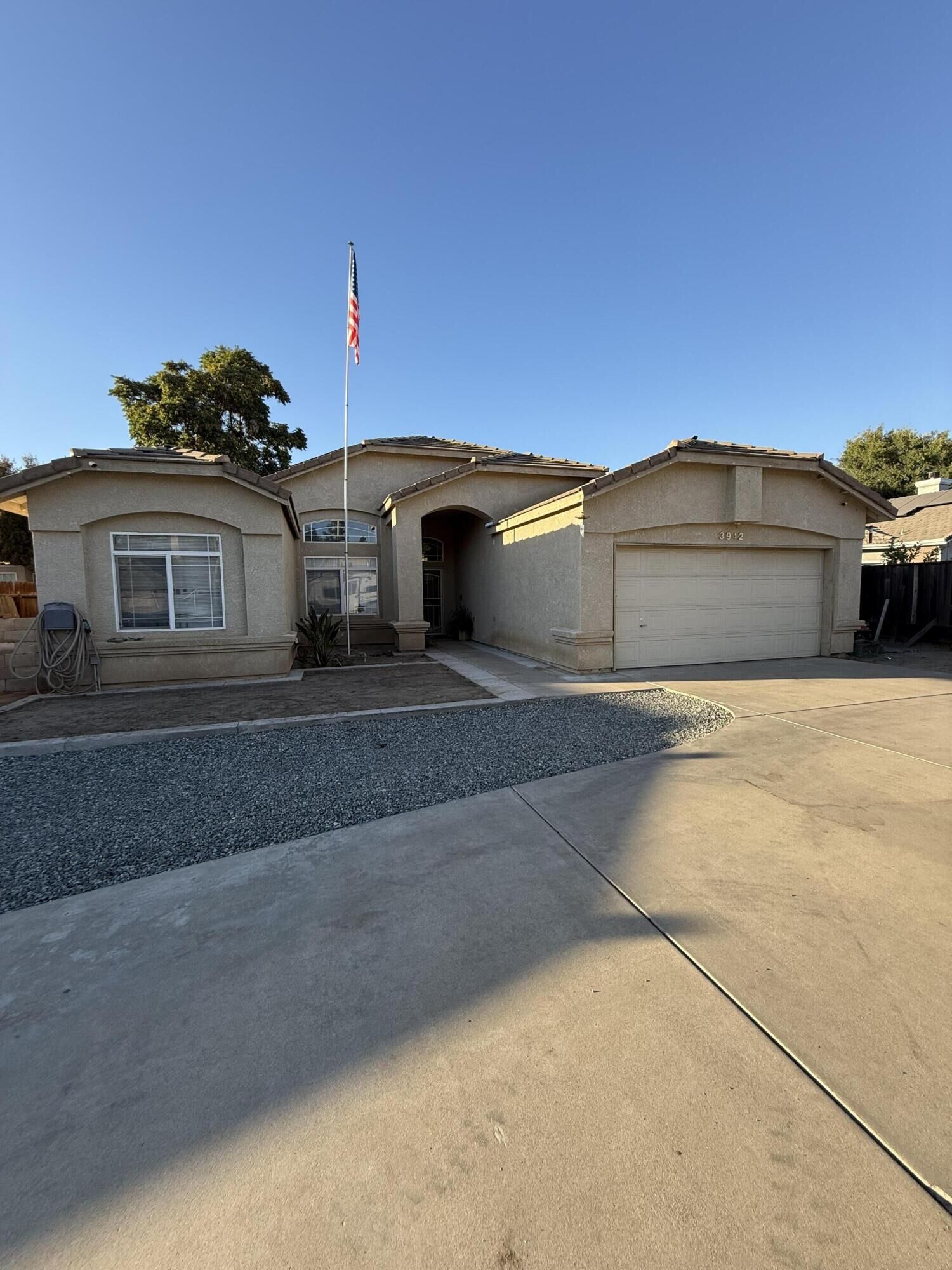 Property Photo:  3942 E Four Creeks Court  CA 93292 