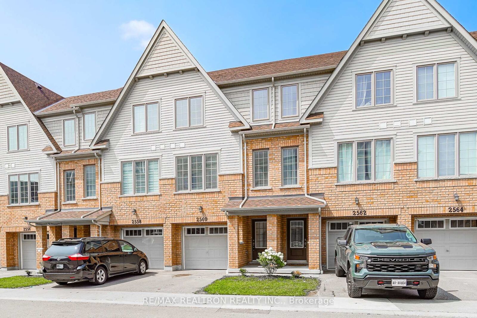 Property Photo:  2560 Earleville Path  ON L1L 0P9 