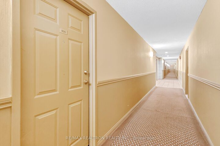 Property Photo: 1600 Adelaide Street N 905 ON N5X 3H6