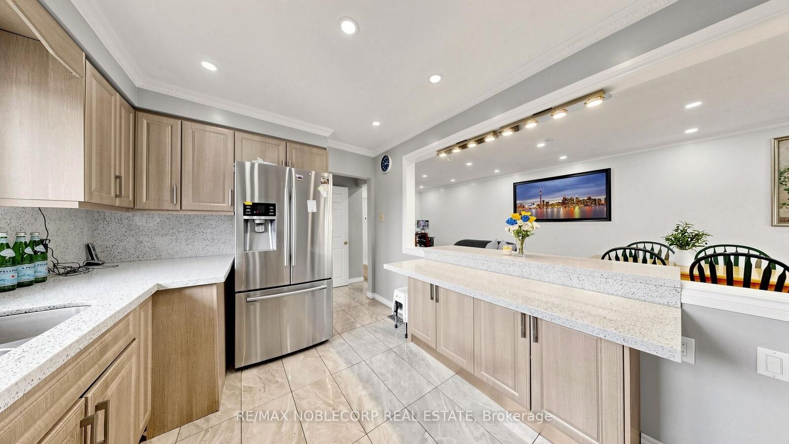 Property Photo: 95 Snowood Court ON M3N 1E7