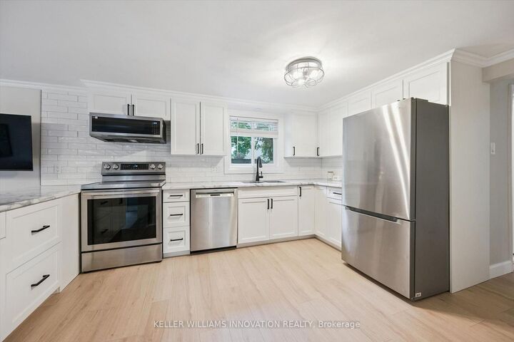 Property Photo:  26 Market Street  ON N2K 1H2 