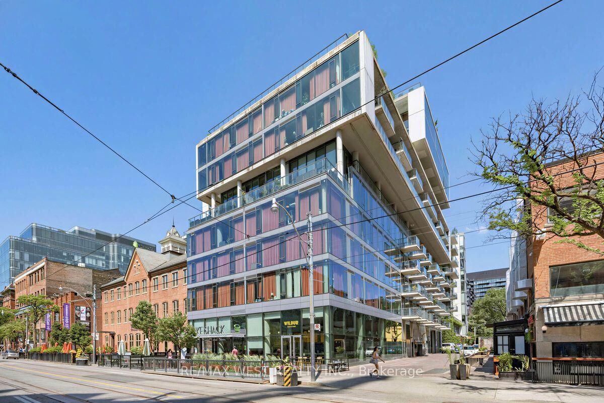 Property Photo:  560 King Street W 214  ON M5V 1M3 