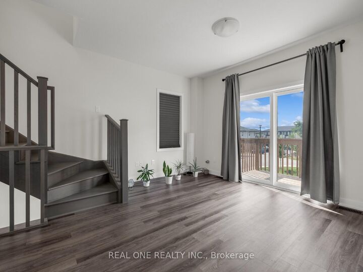Property Photo:  1 Markle Crescent  ON L9G 0H3 