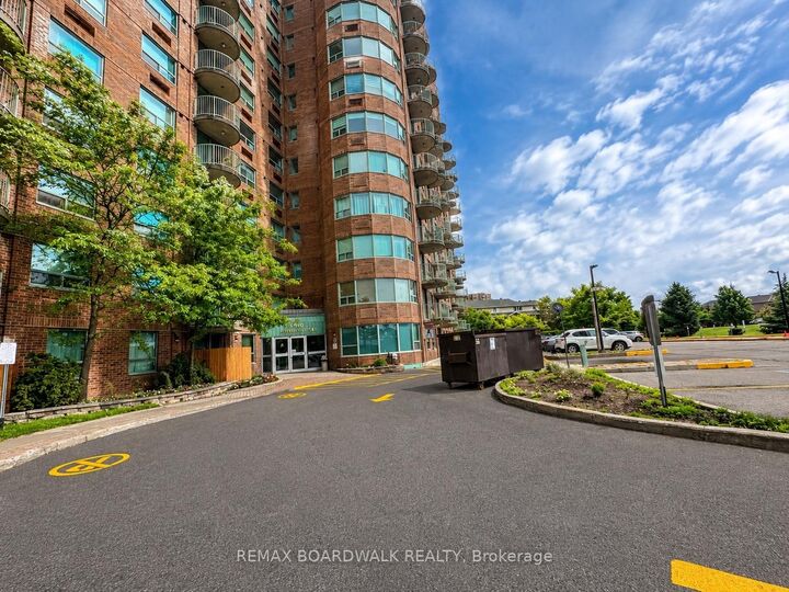 Property Photo: 1440 Heron Road 1103 ON K1V 0X2