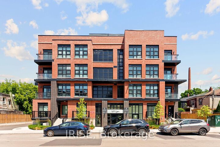 Property Photo:  485 Logan Avenue S 310  ON M4M 2P5 