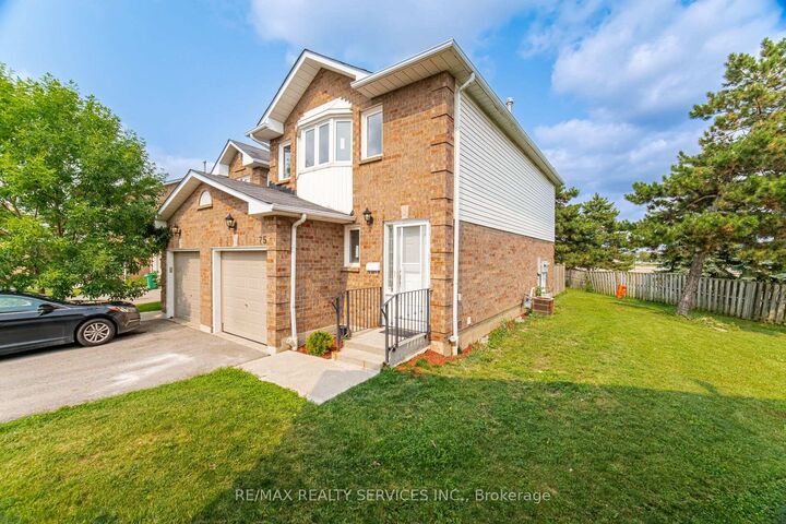 Photo de la propriété:  1484 Torrington Drive 75  ON L5V 1Y2 