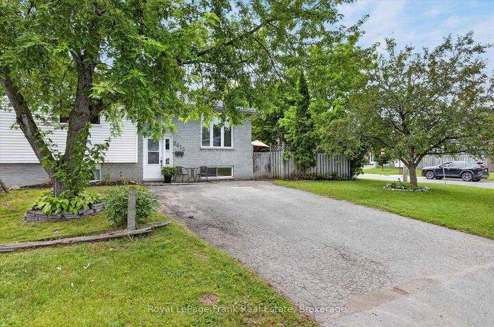 Property Photo:  2615 Foxmeadow Road  ON K9L 1X3 