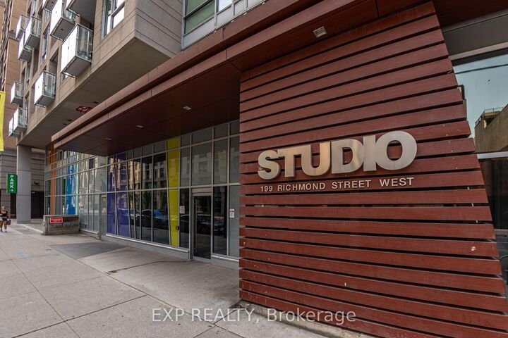 Property Photo: 199 Richmond Street W 303 ON M5V 0H4
