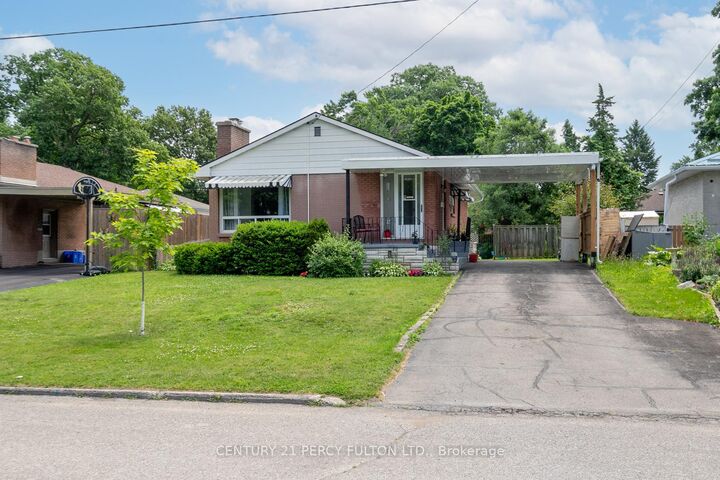 Photo de la propriété:  12 Northwood Crescent  ON K8N 1X5 
