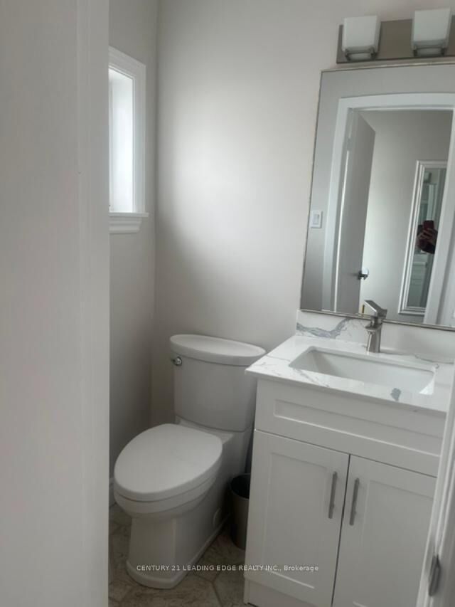 Property Photo:  24 King Henrys Boulevard  ON M1T 2V4 