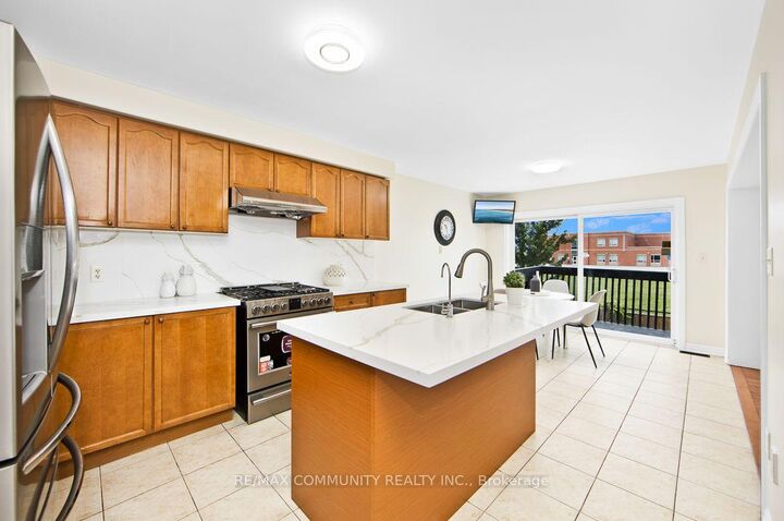Property Photo: 58 Clamerten Road ON L4A 0E8