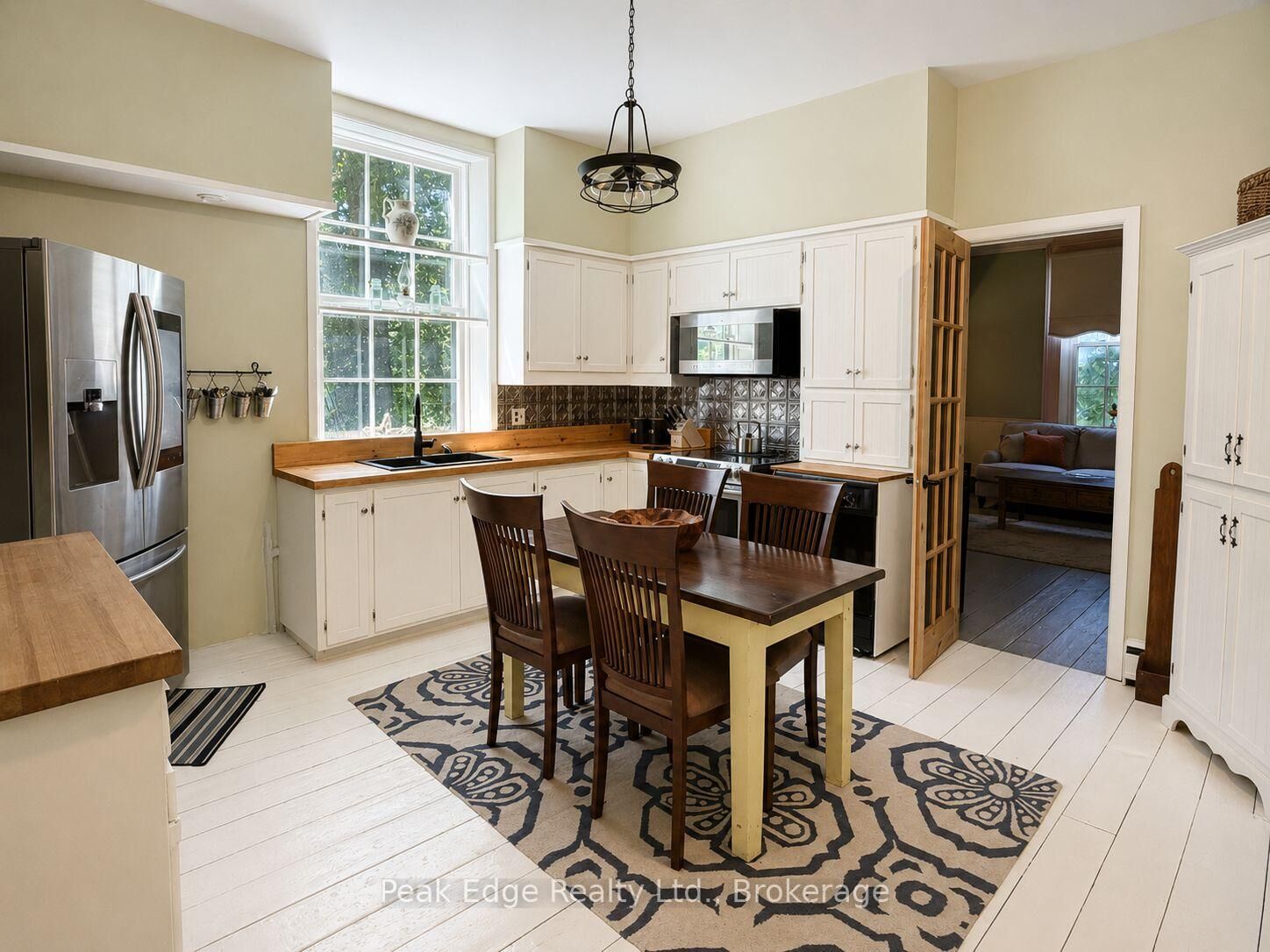 Property Photo: 4 George Street ON N0G 2V0