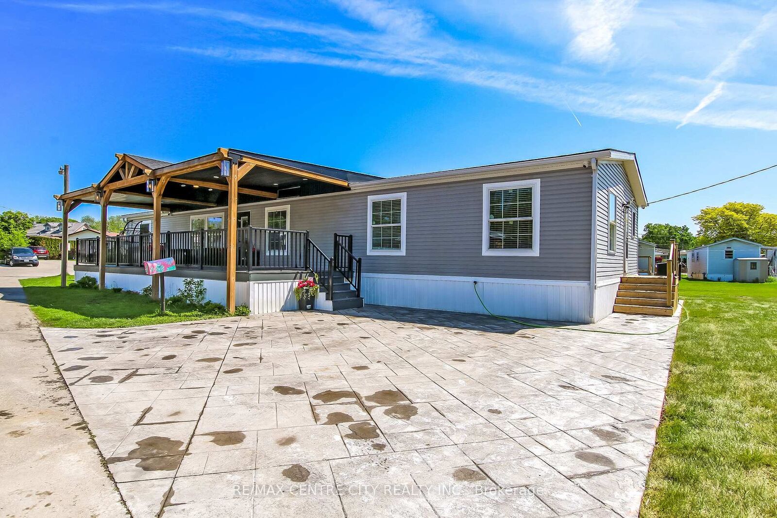 Photo de la propriété:  198 Springbank Drive 201  ON N6J 1G1 