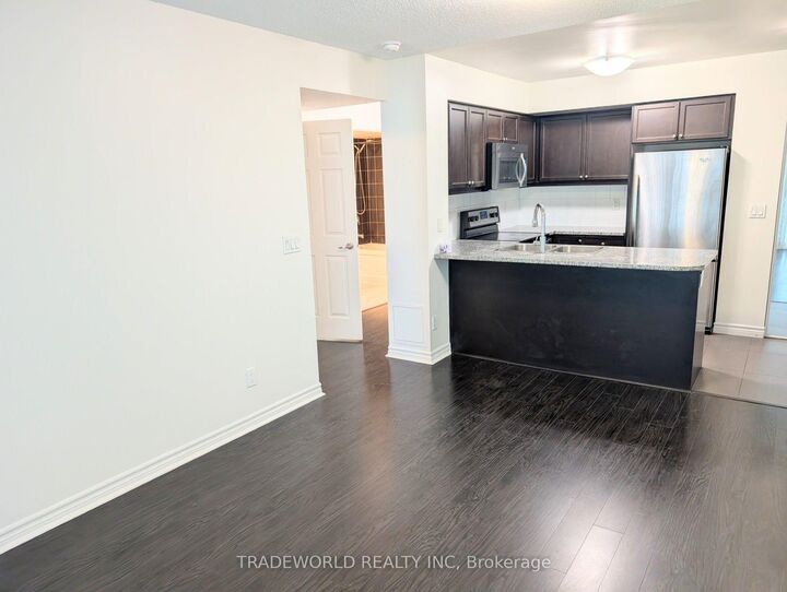 Property Photo:  19 Grand Trunk Crescent 907  ON M5J 3A3 