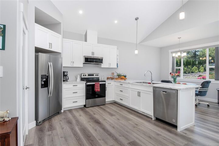 Property Photo: 3840 Discovery Dr BC V9W 4X4