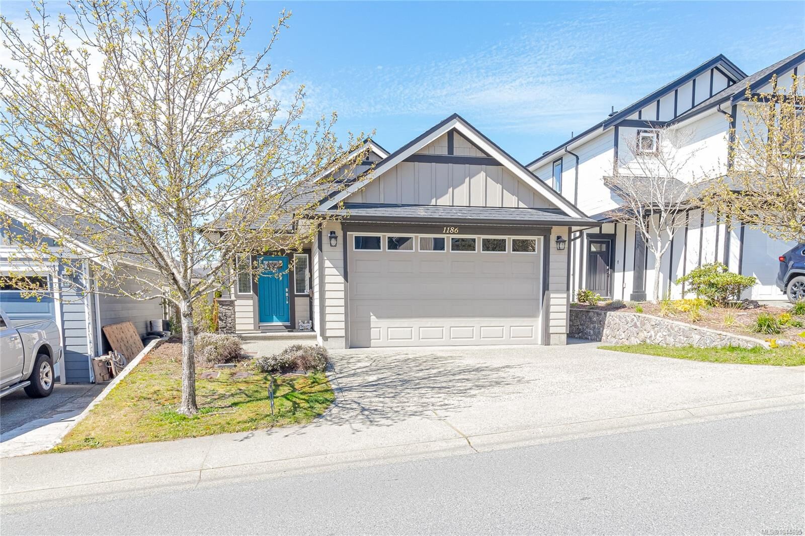 Property Photo: 1186 Sikorsky Rd BC V9B 0M7