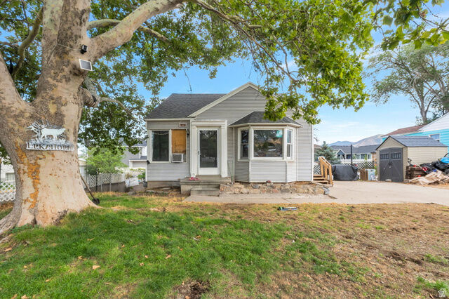 Property Photo: 167 E 700 N UT 84074