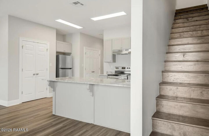 Property Photo: 139 Iberia Street B LA 70592