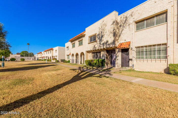 Property Photo: 6937 E Osborn Road Unit D AZ 85251