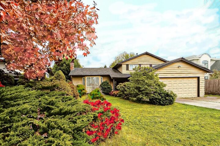 10340 Bamberton Drive — photo 1