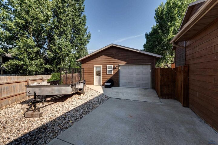 Property Photo: 2917 Benjamin SD 57703