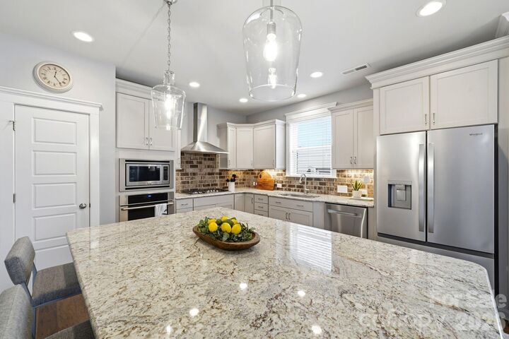 Property Photo:  1941 Felts Parkway  SC 29715 
