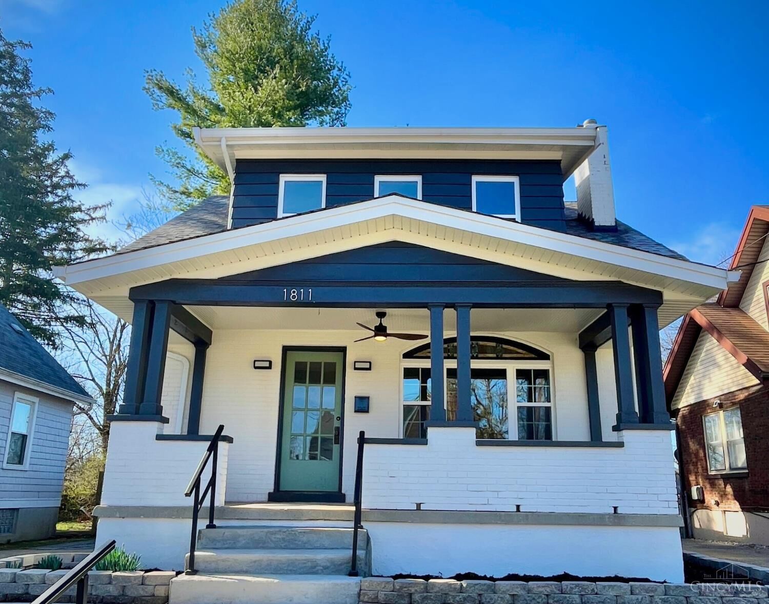 Property Photo:  1811 Emerson Avenue  OH 45239 
