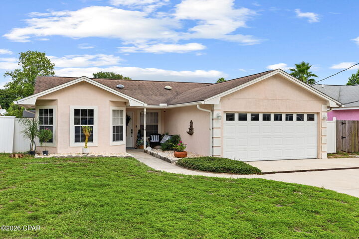 Property Photo:  108 Jeanette Avenue  FL 32413 
