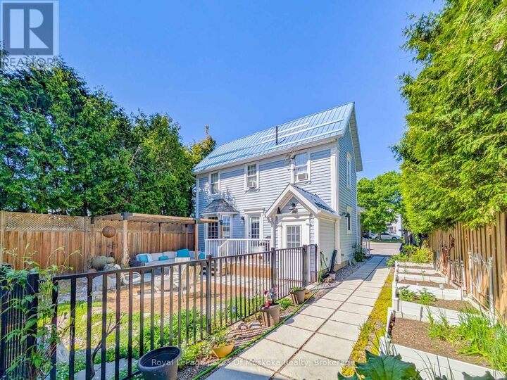 Property Photo: 212 James Street ON P1L 2B8