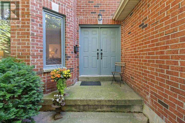 Property Photo: 2040 Markle Drive ON L6H 3T3
